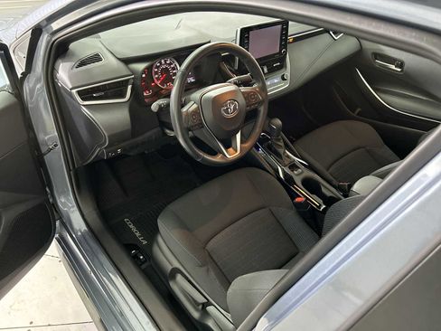 Used 2021 Toyota Corolla SE w/ SE Premium Package image 11