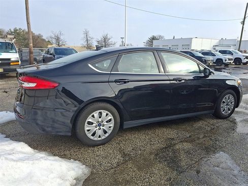 Used 2020 Ford Fusion S image 8