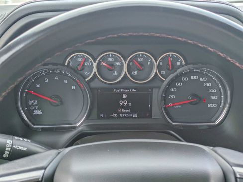 Used 2021 Chevrolet Suburban RST image 32