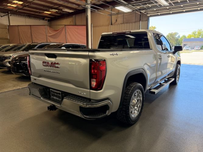Used 2019 GMC Sierra 1500 SLE w/ SLE Value Package AWD/4WD image 5