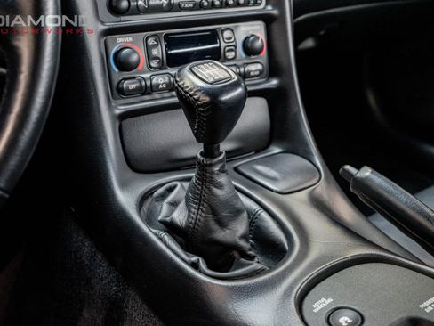 Used 2002 Chevrolet Corvette Z06 w/ Memory Pkg image 17