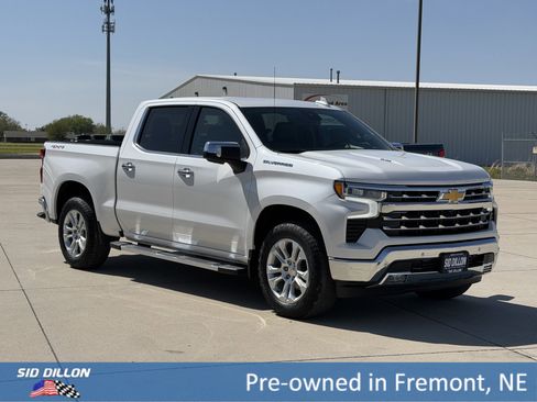 Used 2023 Chevrolet Silverado 1500 LTZ AWD/4WD image 2