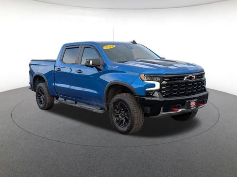 Used 2022 Chevrolet Silverado 1500 ZR2 w/ Technology Package AWD/4WD image 1