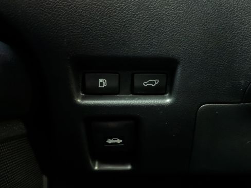 Used 2019 Lexus UX 200 image 23