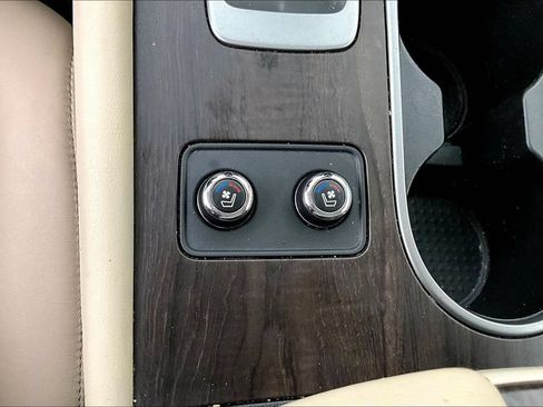 Used 2022 Nissan Murano Platinum w/ Cargo Package FWD image 32