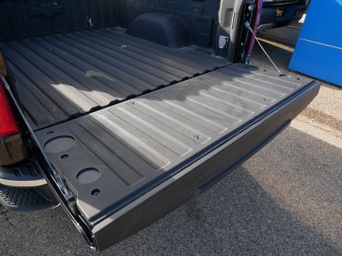 Certified 2022 Chevrolet Silverado 1500 LTZ w/ LTZ Premium Package image 10