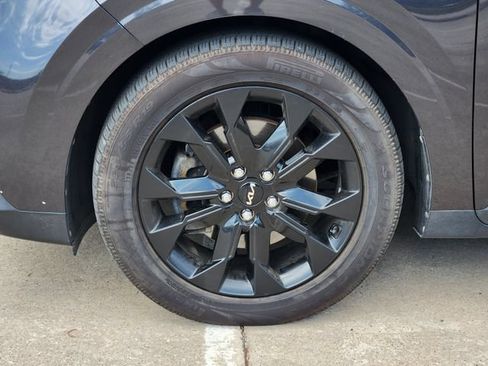 Used 2022 Kia Carnival SX Prestige FWD image 10