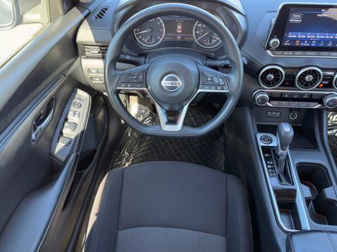 Used 2023 Nissan Sentra SV image 13