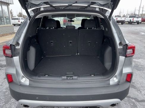 Used 2023 Ford Escape Active w/ Tech Pack #1 AWD/4WD image 13