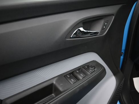 New 2027 Chevrolet Bolt RS w/ Technology Package FWD image 23