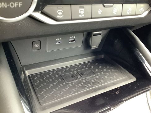 New 2025 Nissan Altima 2.5 SR w/ SR Premium Package image 27