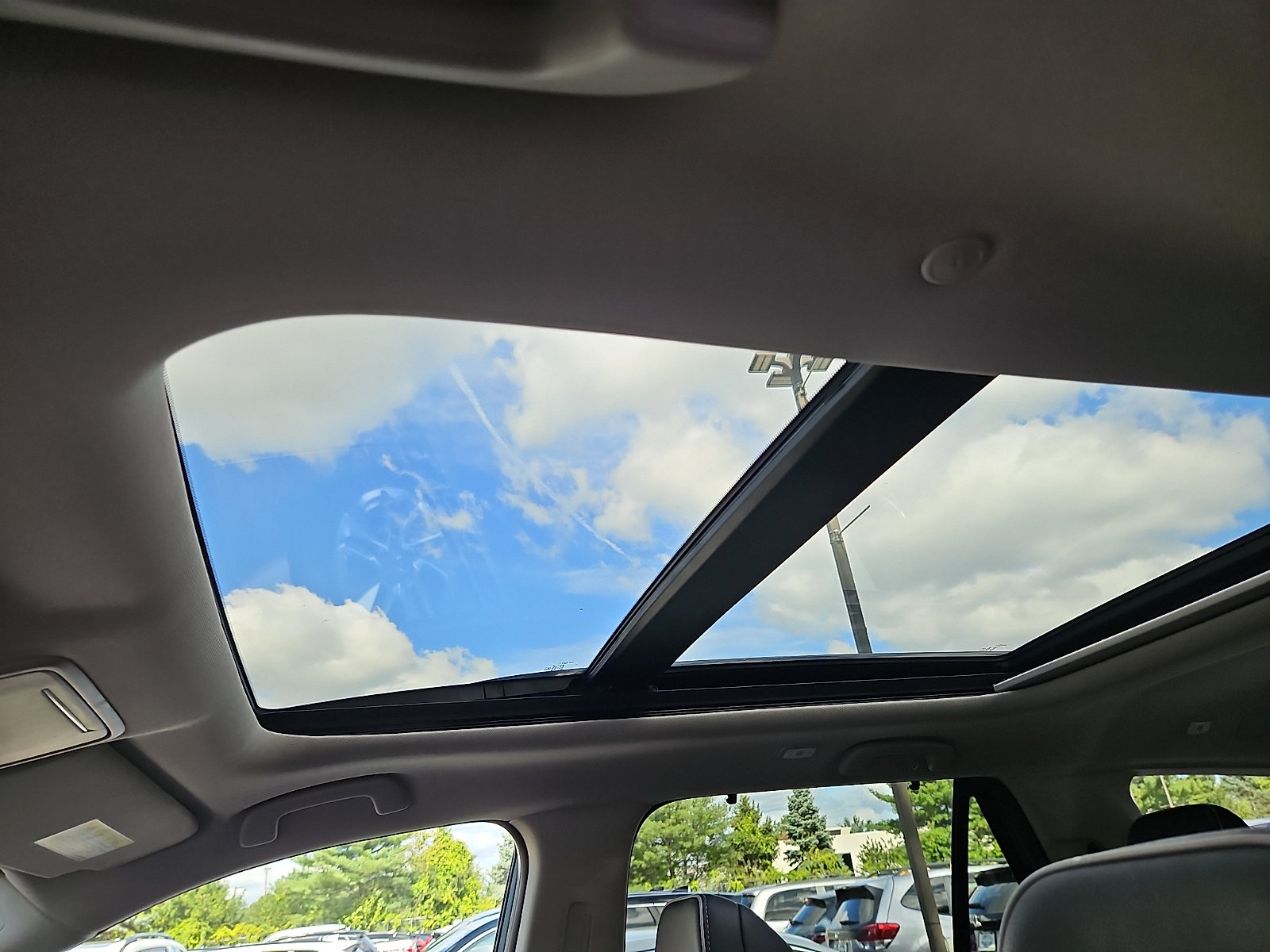 Certified 2023 Honda Pilot Elite image 14