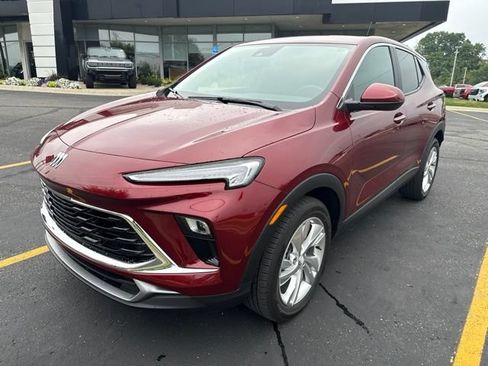 Certified 2025 Buick Encore GX Preferred FWD image 1