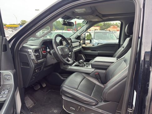 Used 2022 Ford F150 Lariat w/ Equipment Group 502A High AWD/4WD image 9