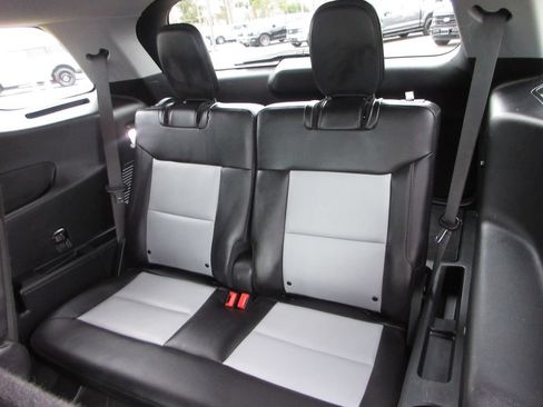 Certified 2023 Ford Explorer XLT w/ Equipment Group 202A RWD image 26