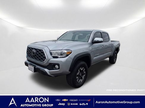 Used 2023 Toyota Tacoma TRD Off-Road w/ Black Out Package (TMS) AWD/4WD image 1