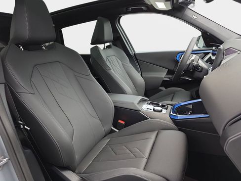 New 2026 BMW X3 xDrive30 w/ M Sport Package image 9