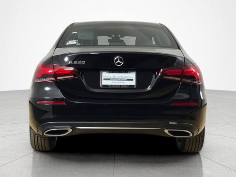 Used 2019 Mercedes-Benz A 220 image 4