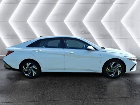 New 2026 Hyundai Elantra Limited w/ Cargo Package image 6