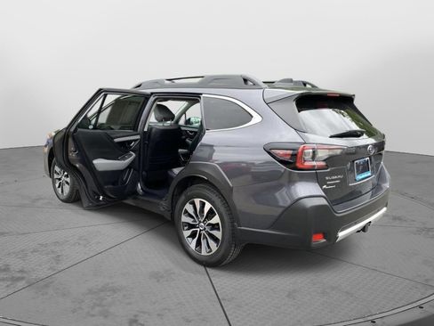 Used 2023 Subaru Outback Limited AWD/4WD image 38