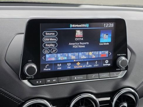 Used 2025 Nissan Sentra SV FWD image 14