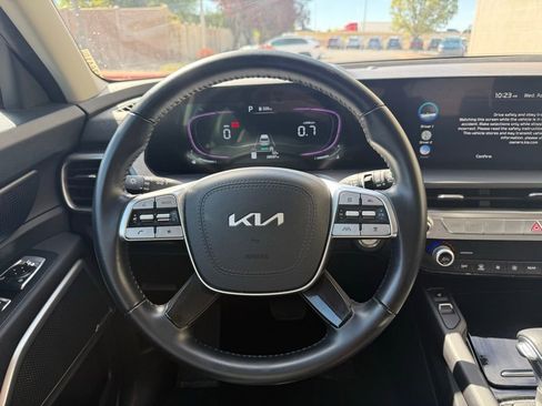 Used 2025 Kia Telluride S AWD/4WD image 8