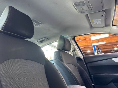 Used 2022 Kia Forte LXS image 25