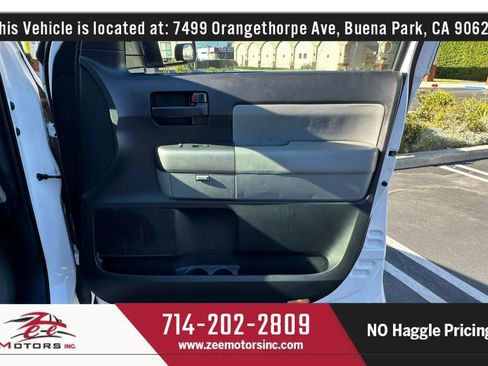 Used 2011 Toyota Sequoia SR5 RWD image 47
