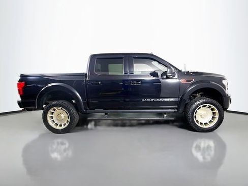 Used 2019 Ford F150 Lariat w/ Equipment Group 502A Luxury AWD/4WD image 5