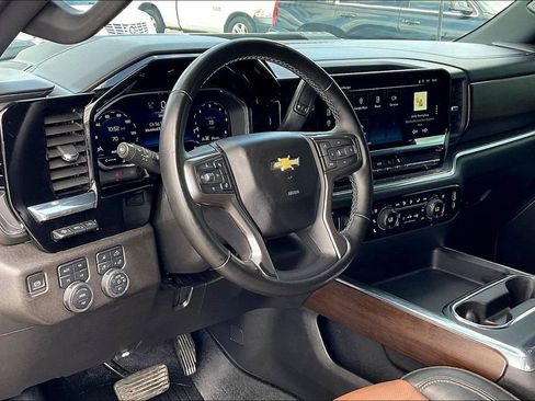Used 2024 Chevrolet Silverado 3500 High Country w/ High Country Premium Package AWD/4WD image 14