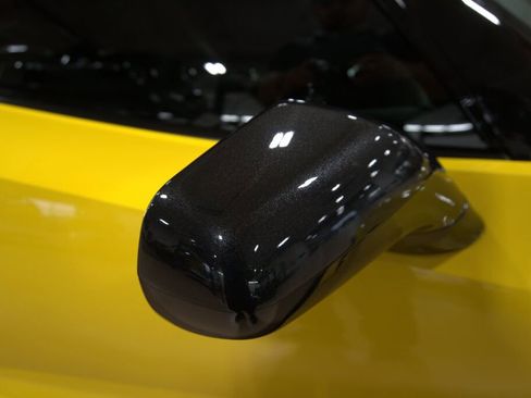 Used 2016 Chevrolet Corvette Z06 w/ 3LZ Preferred Equipment Group image 27