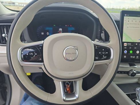 Used 2026 Volvo XC60 B5 Ultra AWD/4WD image 13