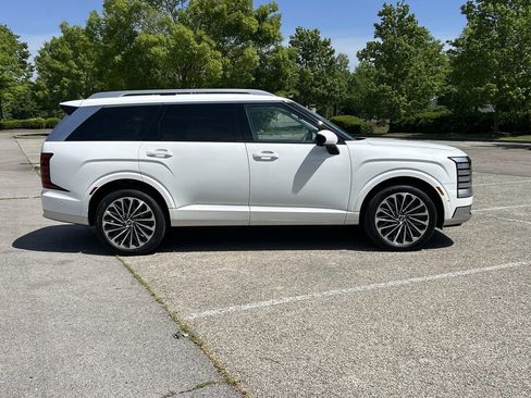 Certified 2026 Hyundai Palisade Calligraphy AWD/4WD image 8