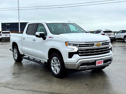 Used 2023 Chevrolet Silverado 1500 LTZ w/ LTZ Convenience Package II AWD/4WD image 4