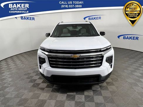 New 2026 Chevrolet Traverse LT w/ LPO, Floor Liner Package image 8