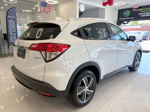 Used 2022 Honda HR-V EX image 12