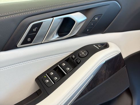 Certified 2024 BMW X5 xDrive40i w/ Parking Assistance Package image 22