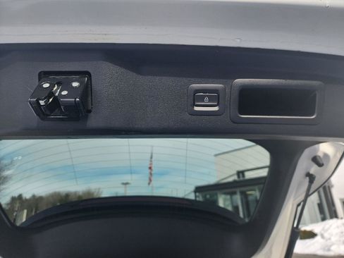 Certified 2023 MAZDA CX-30 AWD 2.5 S w/ Preferred Package image 16