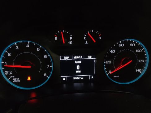 Used 2018 Chevrolet Equinox LT FWD image 23