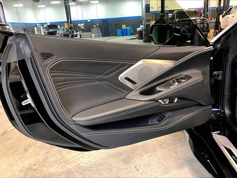 Used 2025 Chevrolet Corvette E-Ray w/ ZER Performance Package image 9