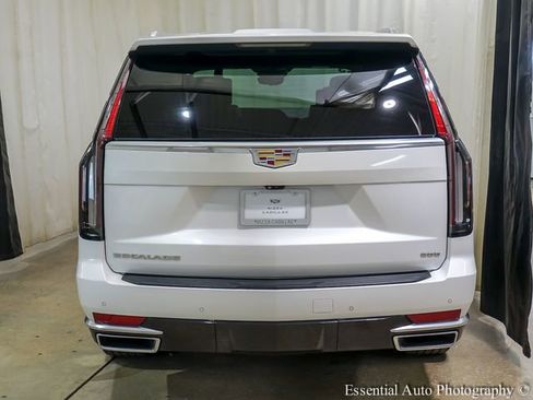 Certified 2023 Cadillac Escalade Premium Luxury Platinum AWD/4WD image 7