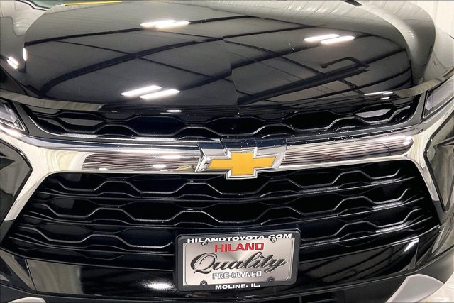 Used 2025 Chevrolet Blazer LT FWD image 30