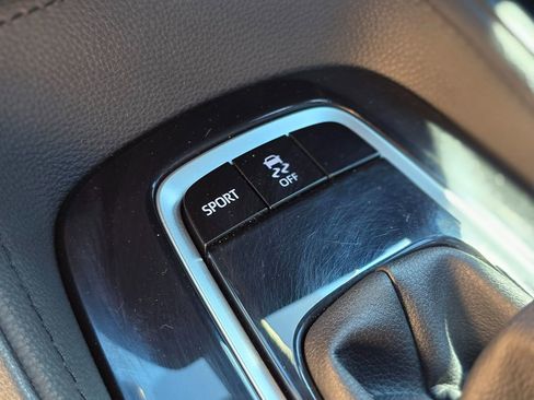 Used 2020 Toyota Corolla SE w/ SE Premium Package image 31