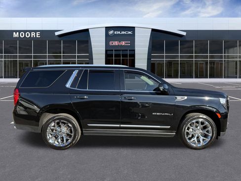 Certified 2022 GMC Yukon Denali w/ Denali Premium Package image 2
