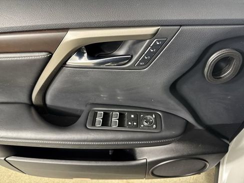 Used 2022 Lexus RX 350 AWD w/ Premium Package image 19