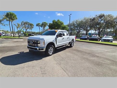 Used 2025 Ford F250 XLT image 48