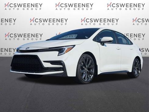 Used 2024 Toyota Corolla SE image 1
