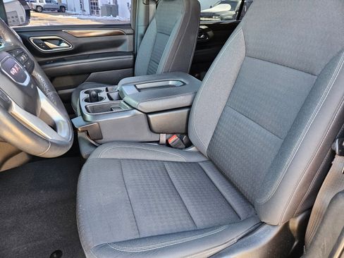 Used 2022 GMC Yukon XL SLE image 23