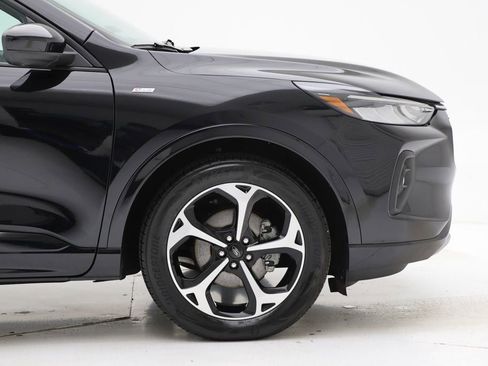 Used 2023 Ford Escape ST-Line Select w/ Tech Pack #2 image 3