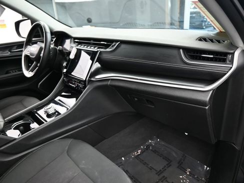 Used 2021 Jeep Grand Cherokee L Laredo w/ Luxury Tech Group I image 48